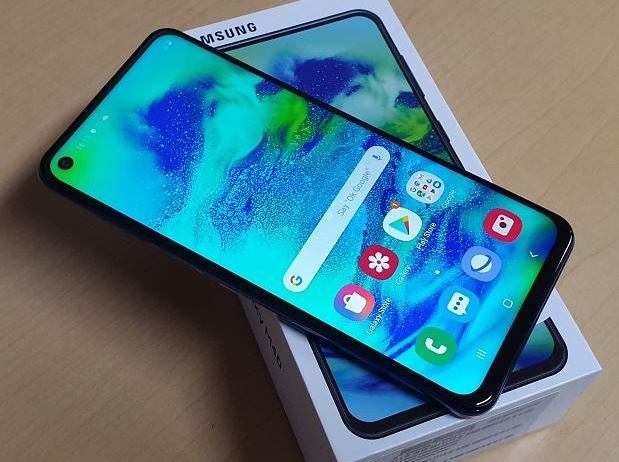Samsung galaxy m40 smartphone review