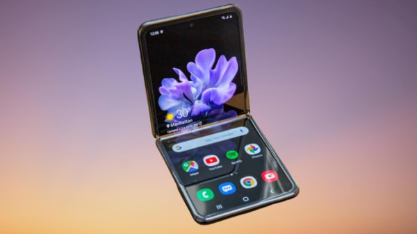 Samsung Galaxy Z Flip price UK  release date  specs  review - 93